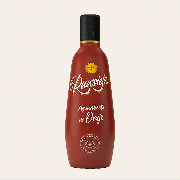 Botella de Ruavieja aguardiente de orujo