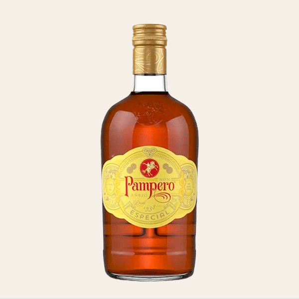 Botella de Ron Pampero Especial